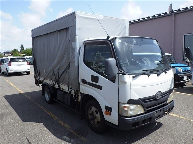 TOYOTA DYNA 2012
