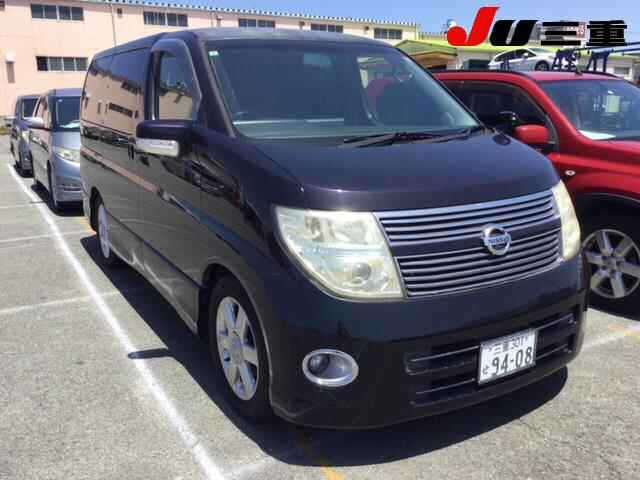 NISSAN ELGRAND