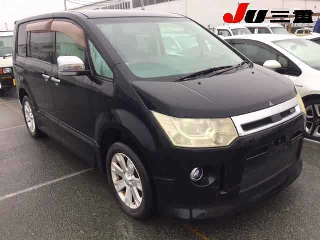 MITSUBISHI DELICA D5 2010