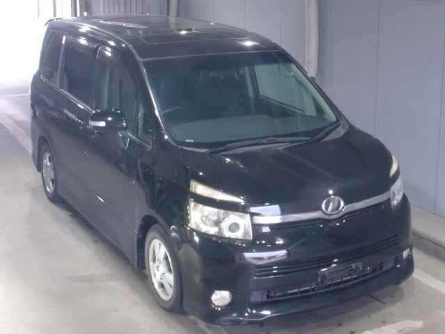TOYOTA VOXY 2008