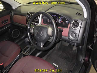 MAZDA VERISA 2009