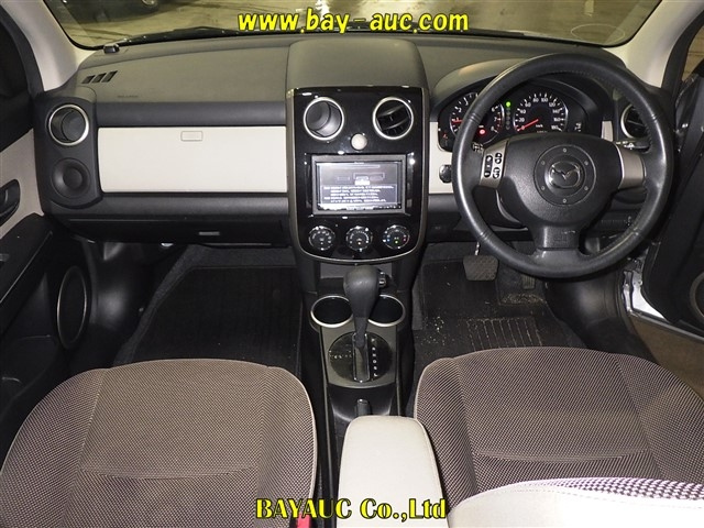 MAZDA VERISA 2014