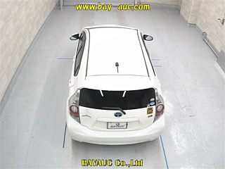 TOYOTA AQUA 2013