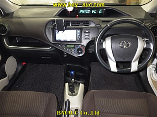 TOYOTA AQUA 2013