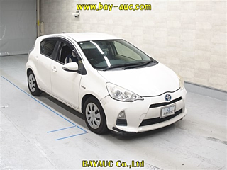 TOYOTA AQUA 2013