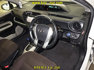 TOYOTA AQUA 2013