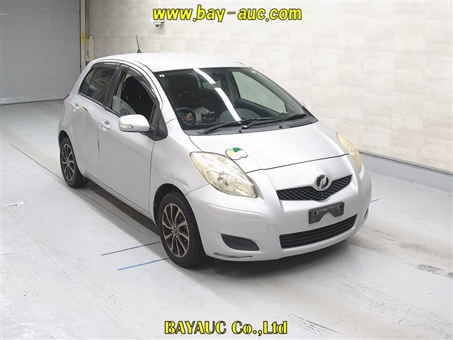 TOYOTA VITZ 2009