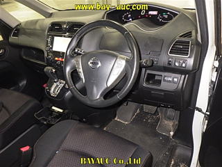 NISSAN SERENA 2011
