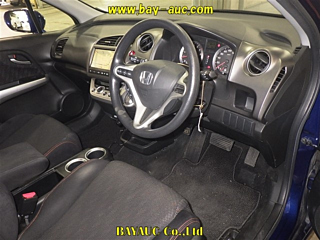 HONDA STREAM 2010