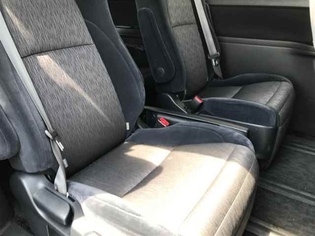 TOYOTA ALPHARD 2009