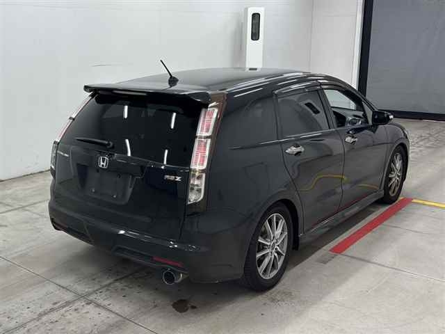 HONDA STREAM 2012