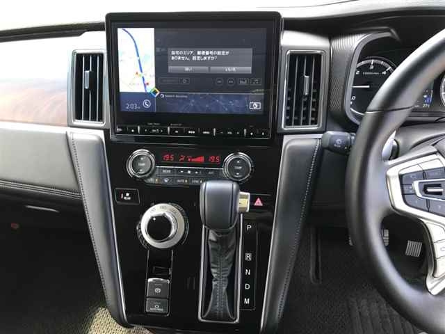 MITSUBISHI DELICA D5 2022