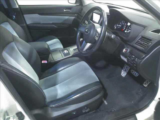 SUBARU LEGACY B4 2011