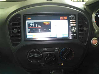 NISSAN JUKE 2012