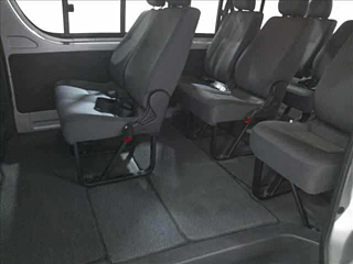 TOYOTA HIACE 2012