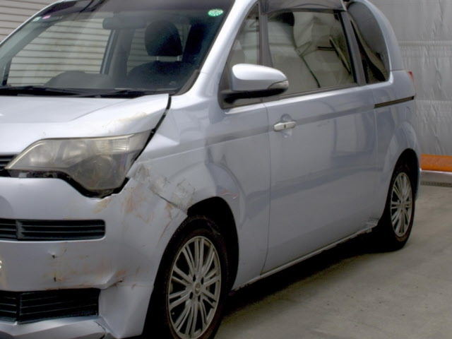 TOYOTA SPADE 2013