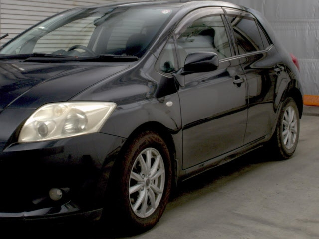 TOYOTA AURIS 2008