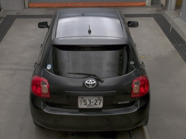 TOYOTA AURIS 2008