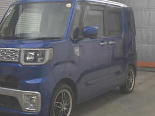 DAIHATSU WAKE 2016