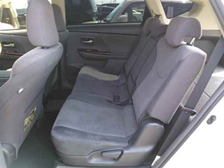 TOYOTA PRIUS ALPHA 2012