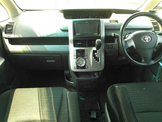 TOYOTA VOXY 2008