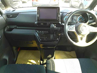 NISSAN ROOX 2021