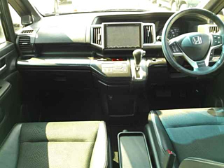 HONDA STEP WAGON 2013