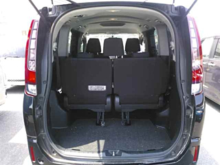 TOYOTA NOAH 2017