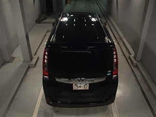 TOYOTA NOAH 2017