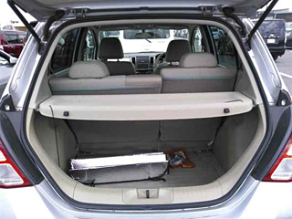 NISSAN TIIDA 2011