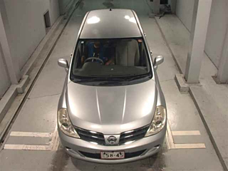 NISSAN TIIDA 2011