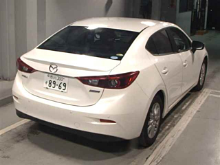 MAZDA AXELA 2017