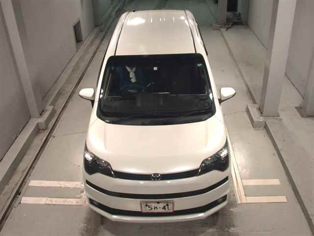 TOYOTA SPADE 2014