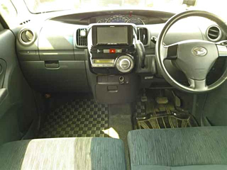 DAIHATSU TANTO 2012