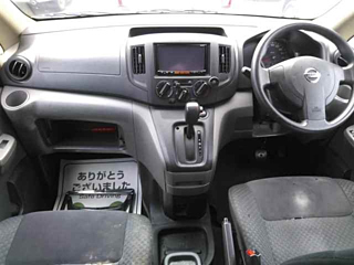 NISSAN NV200 2019