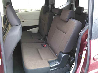TOYOTA SIENTA 2016