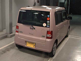 TOYOTA PIXIS SPACE 2013