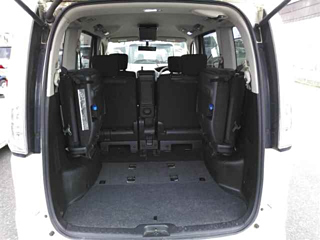 NISSAN SERENA 2012