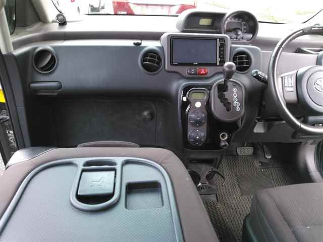 TOYOTA PORTE 2014