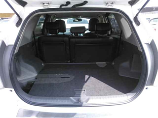 TOYOTA PRIUS ALPHA 2012