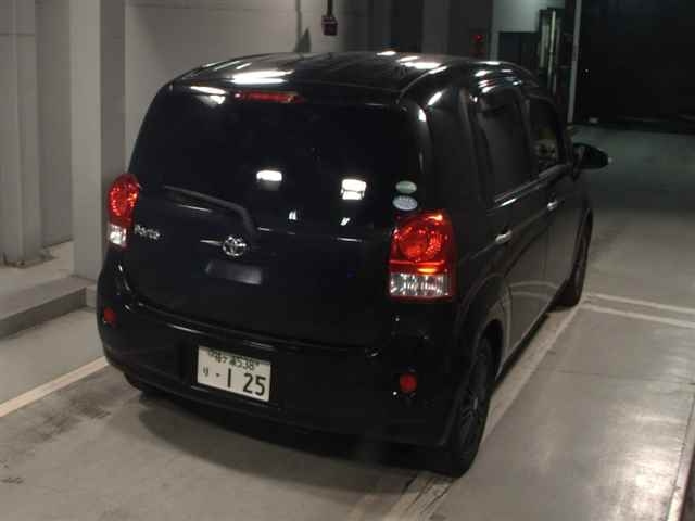 TOYOTA PORTE 2014