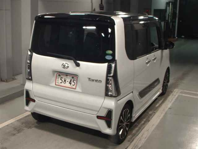 DAIHATSU TANTO 2019