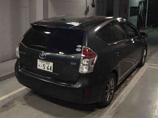 TOYOTA PRIUS ALPHA 2018