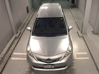 TOYOTA PRIUS ALPHA 2012