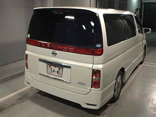 NISSAN ELGRAND 2010