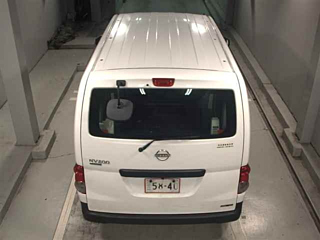 NISSAN NV200 2021