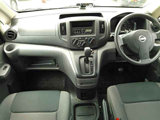 NISSAN NV200 2021