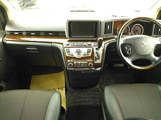 NISSAN ELGRAND 2010