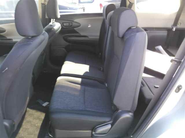 TOYOTA WISH 2012