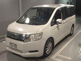 HONDA STEP WAGON 2010
